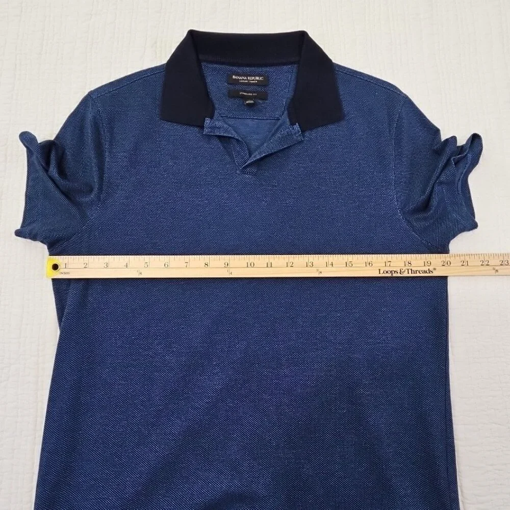 Banana Republic Luxury Touch Polo Tennis Golf Shirt‎ Men's M Medium Blue EUC LN